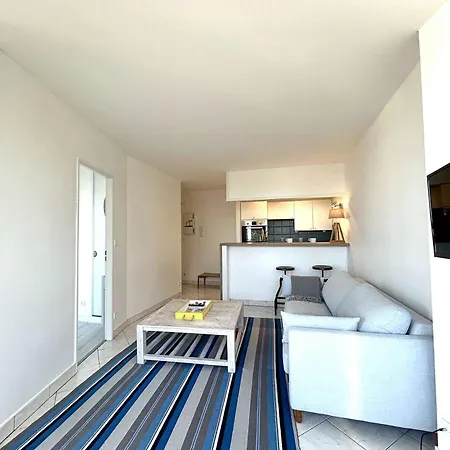 Calme Avec Terrasse A 2 Pas De La Benoit, 2 Pieces, 4 Couchages, - Fr-1-245-103 Apartamento *