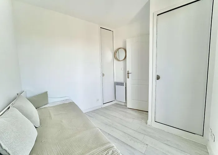 Calme Avec Terrasse A 2 Pas De La Benoit, 2 Pieces, 4 Couchages, - Fr-1-245-103 Apartamento