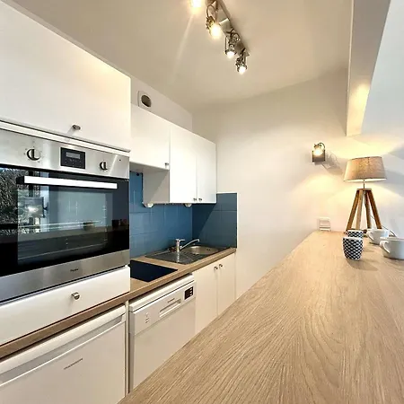 Calme Avec Terrasse à 2 Pas De La Benoît, 2 Pièces, 4 Couchages, - Fr-1-245-103